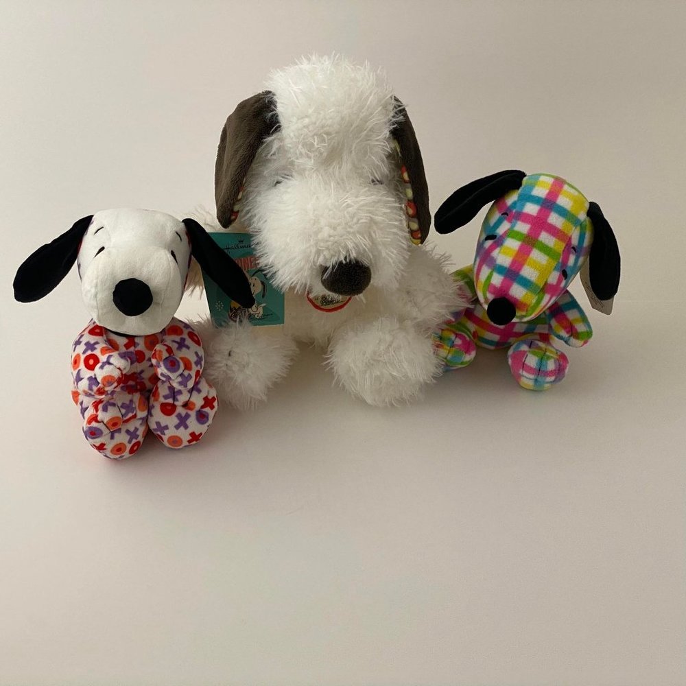 Set of 3 Snoopy Hallmark Plush Stuffed Animals, Plaid, Valentine's, Happiness Is